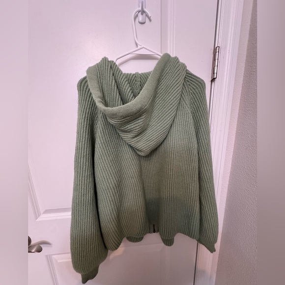 POL Pearl Hooded zip up sweater - Picture 6 of 7